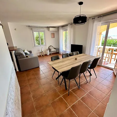 Face A La Apartment